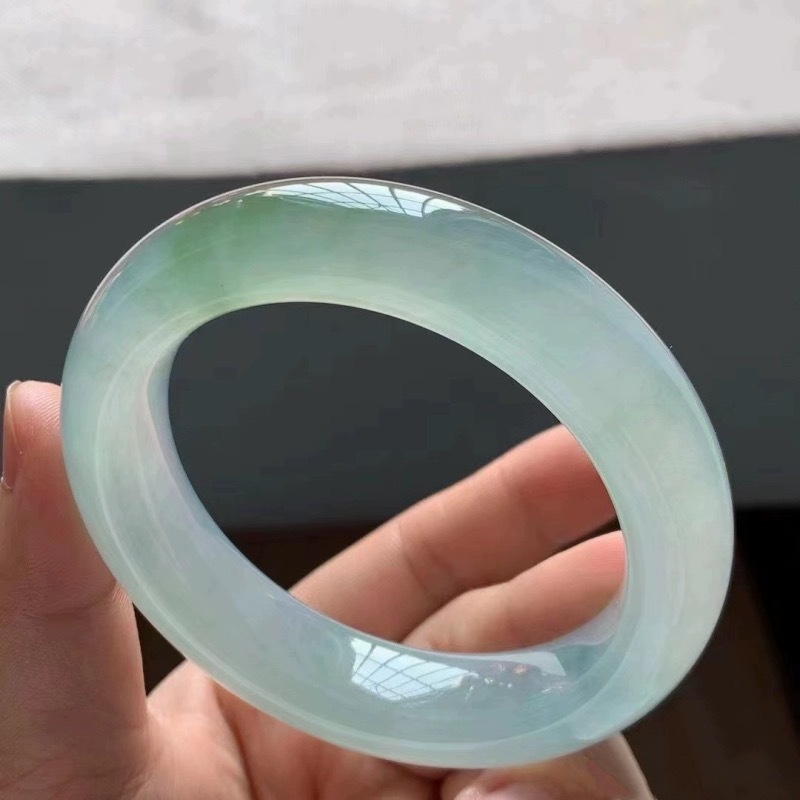 Lighting - Bracelet en jadéite fine translucide vert